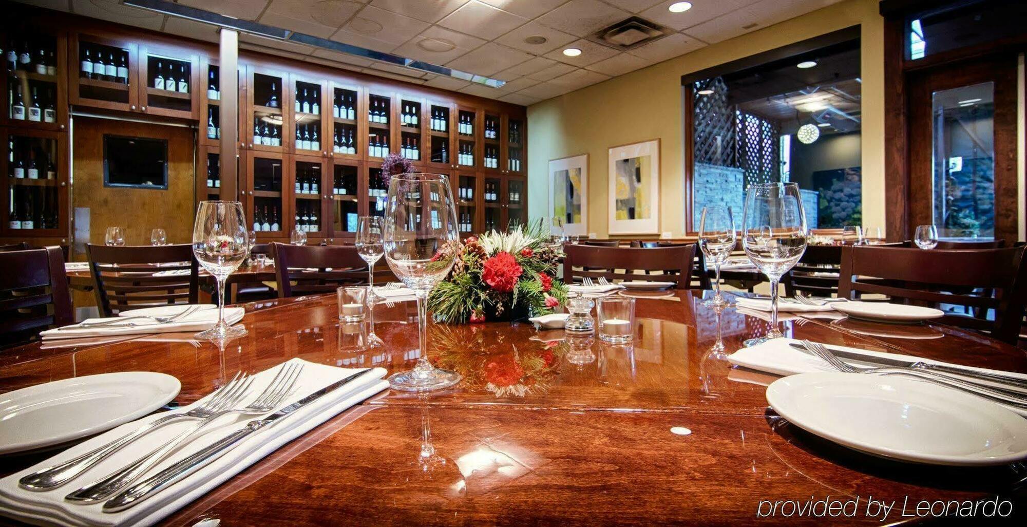 Hilton Garden Inn Davis Downtown エクステリア 写真